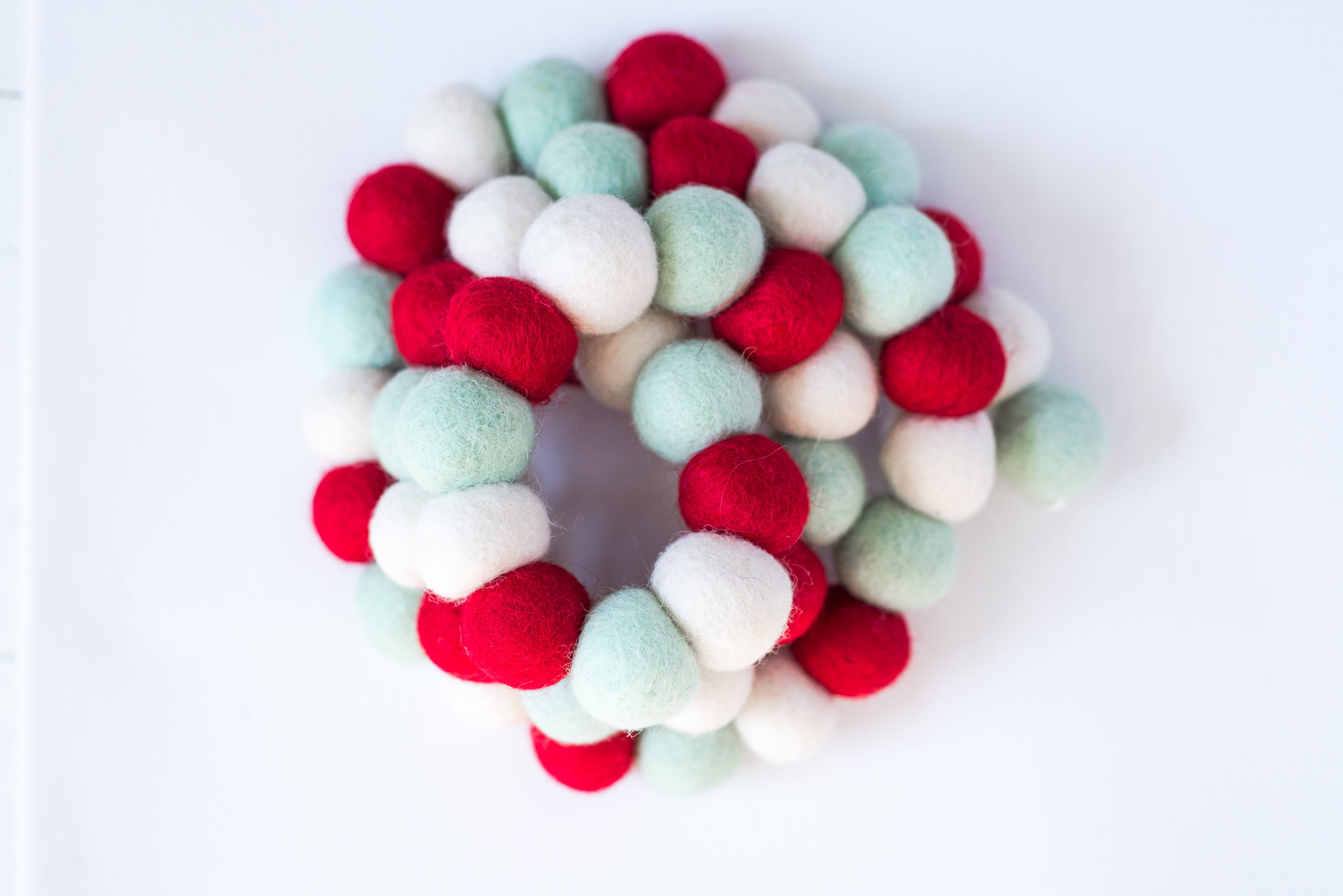 Long Wool Felt Ball Garland Colored Pompon Wreath 20 Balls - Temu Australia