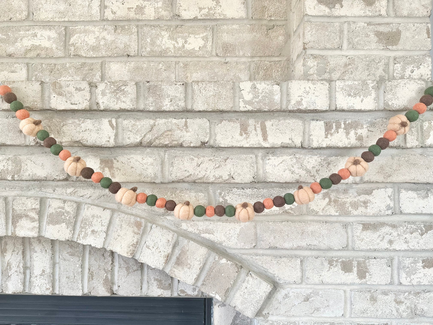 Tan Pumpkin Garland