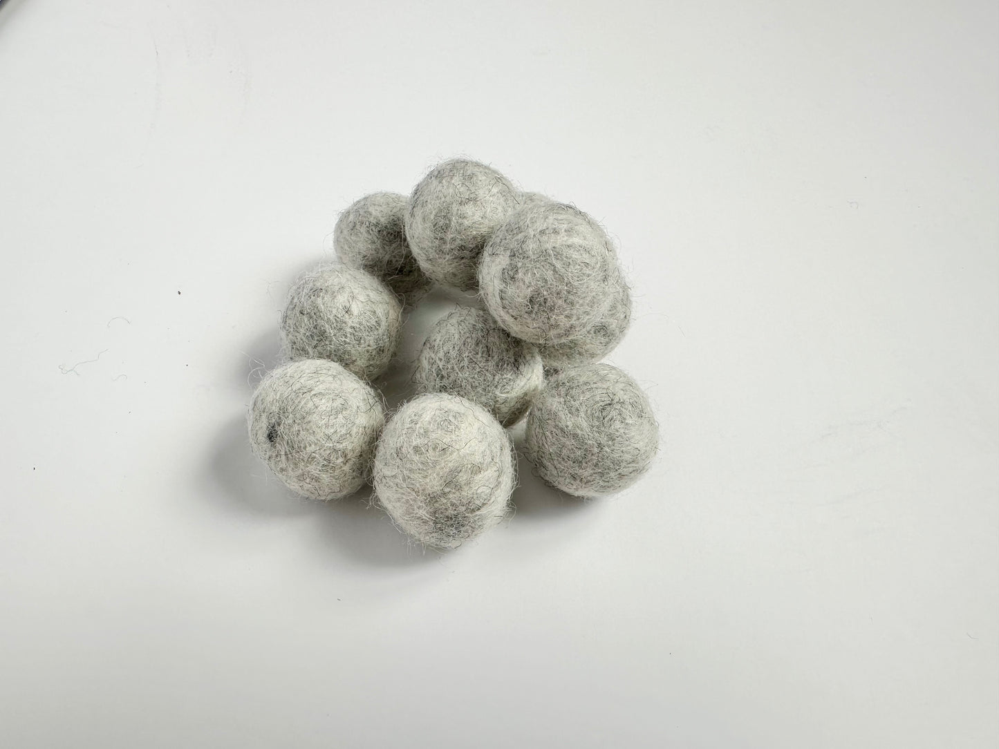 Heather Smoke - 2.5 cm Felt Pom Pom Balls