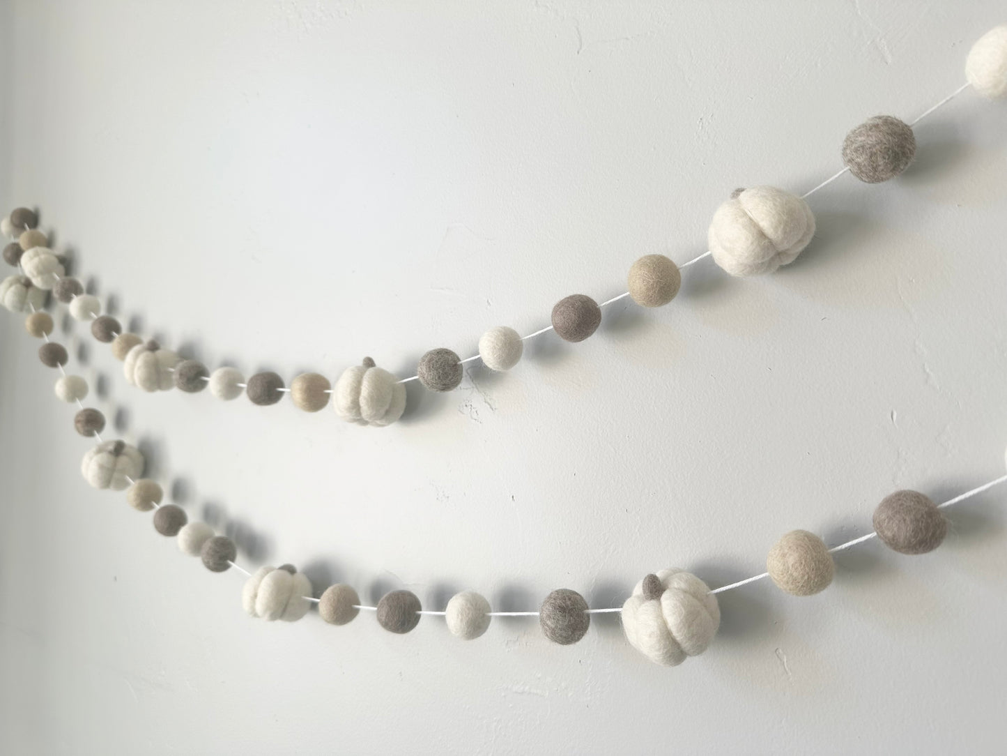 White Pumpkin Garland