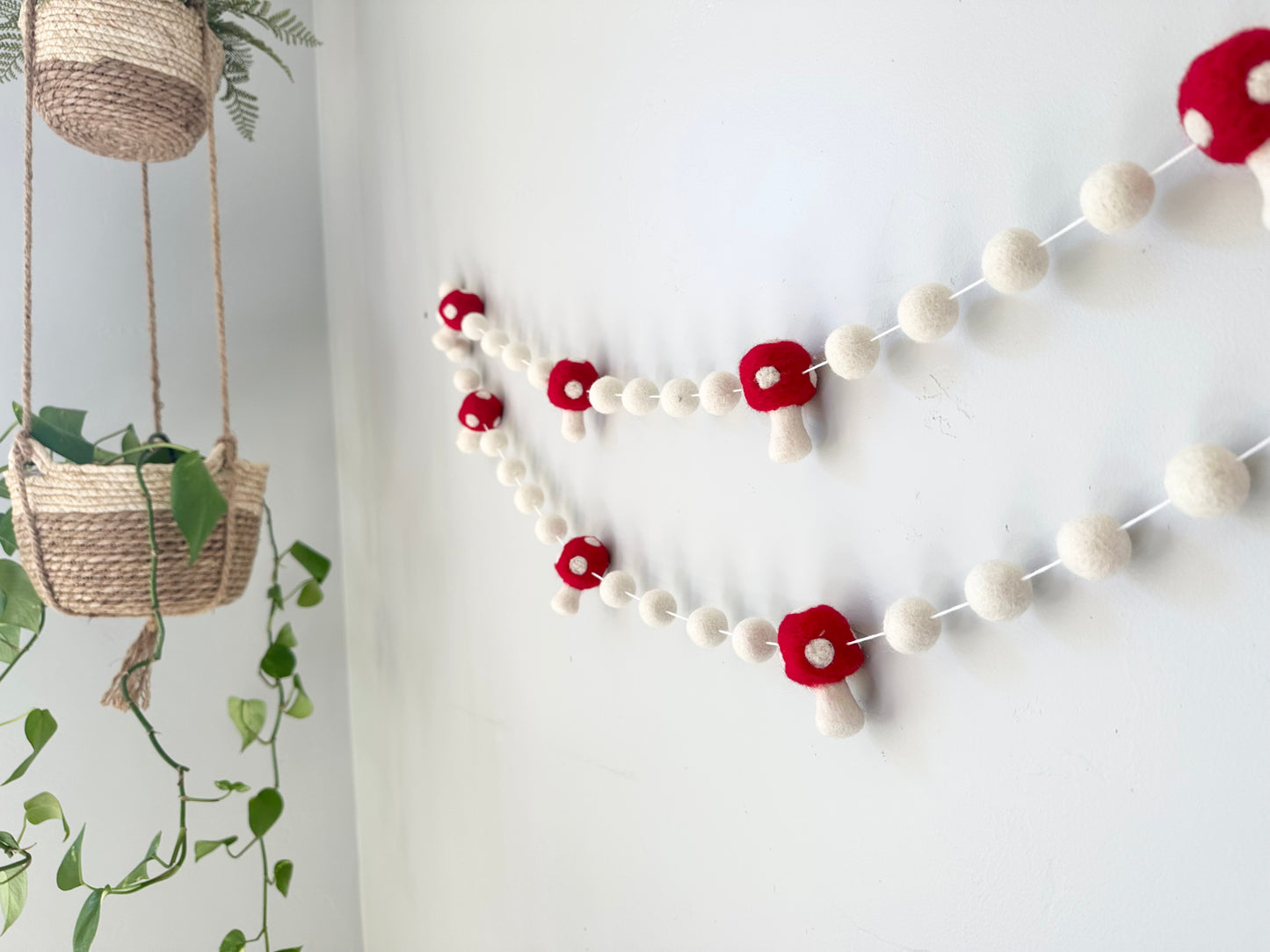 Red & White Mushroom Garland