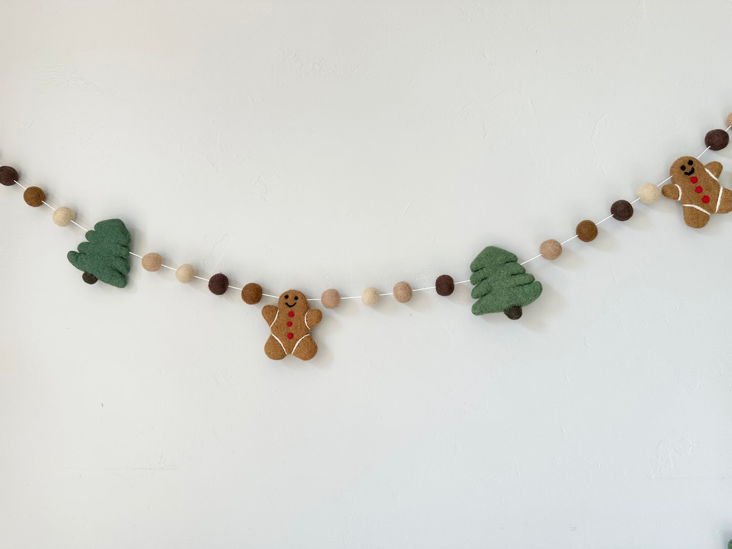 Gingerbread & Tree Garland