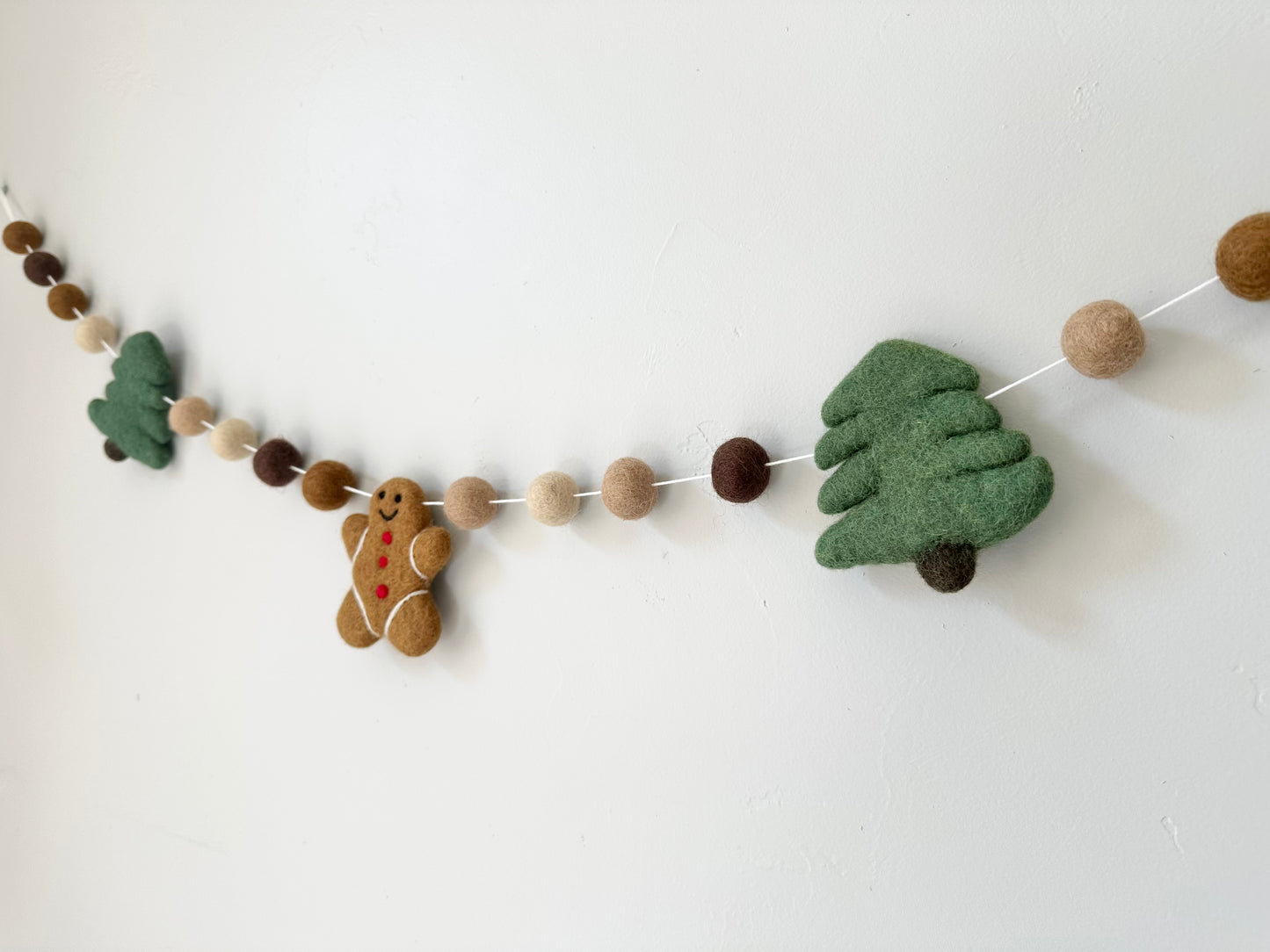 Gingerbread & Tree Garland