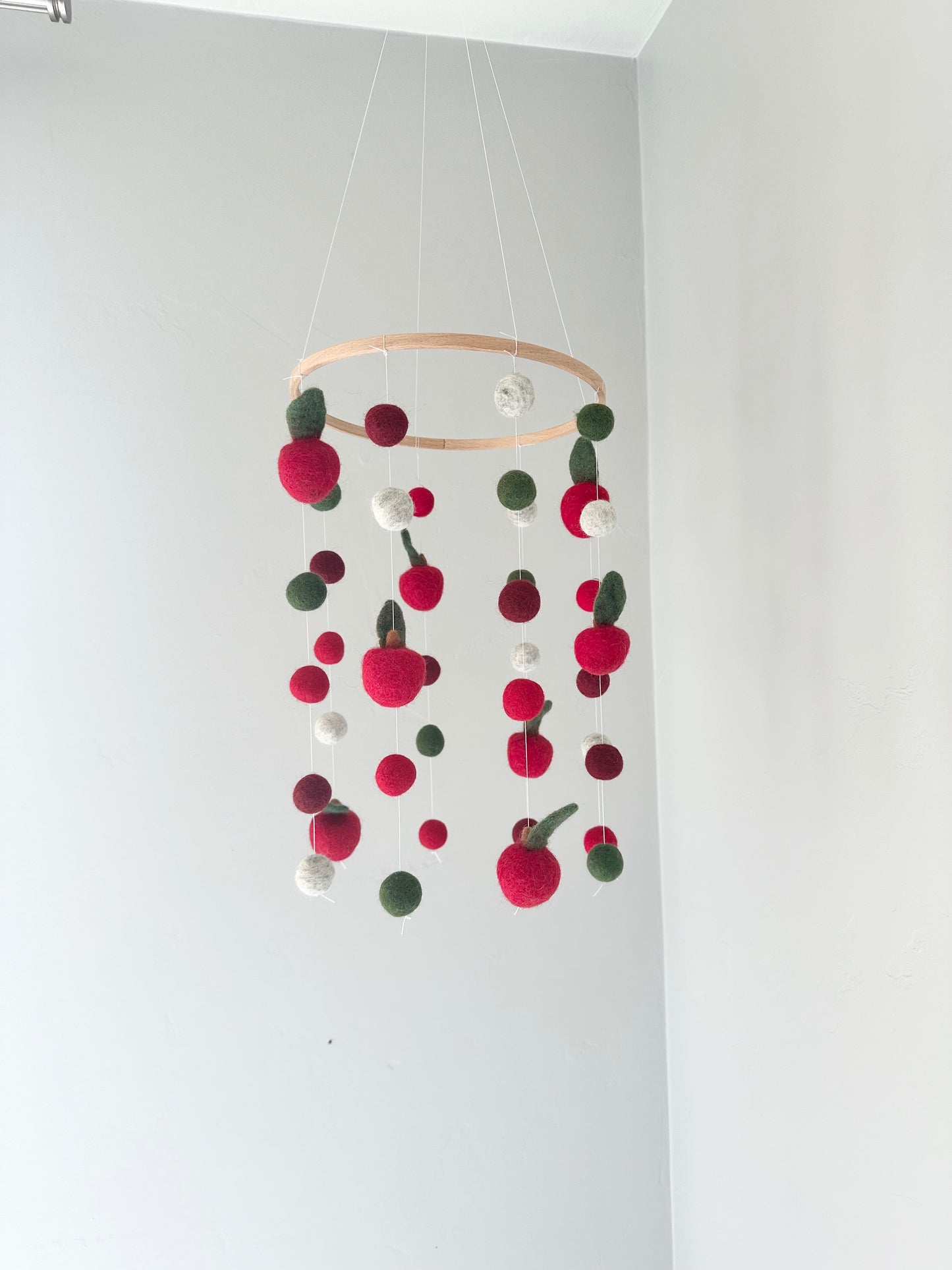 Apple Ceiling Mobile