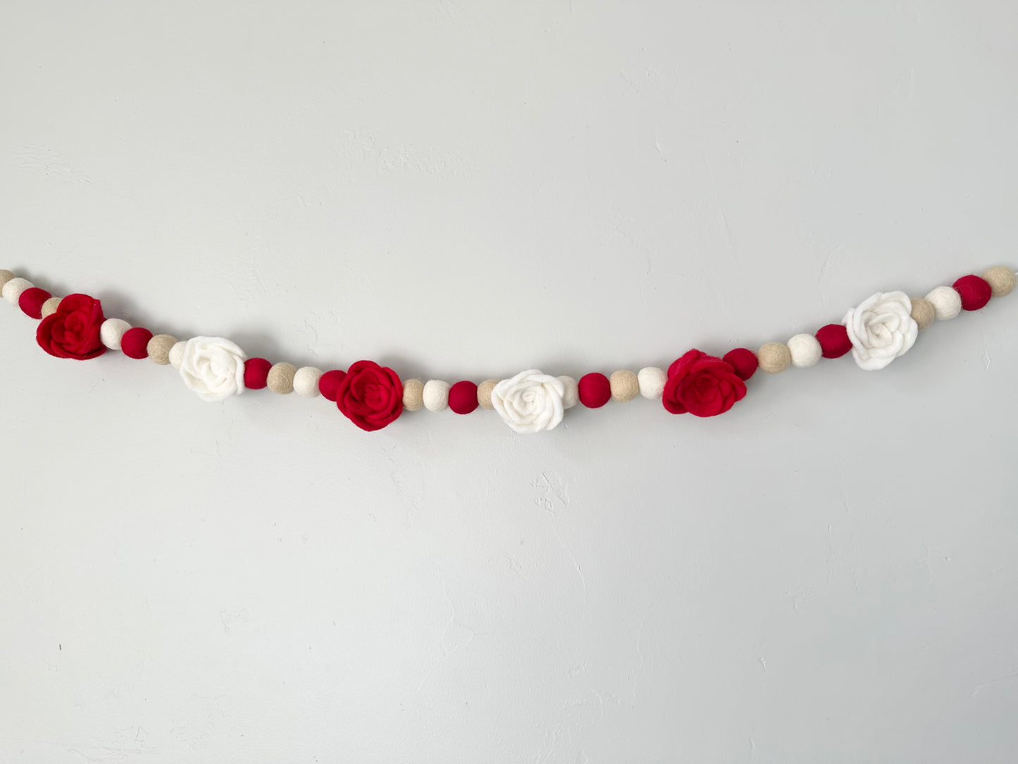Romantic Roses Garland