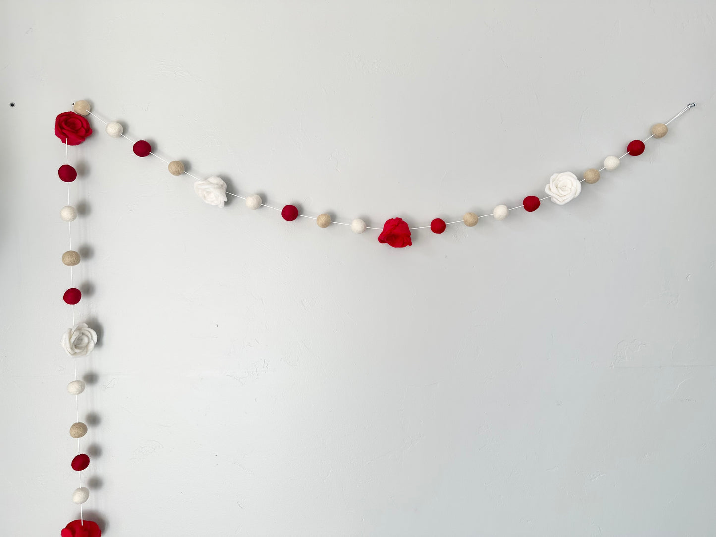 Romantic Roses Garland