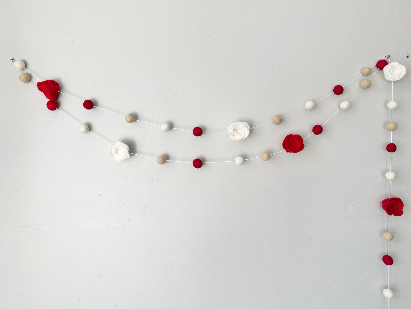 Romantic Roses Garland