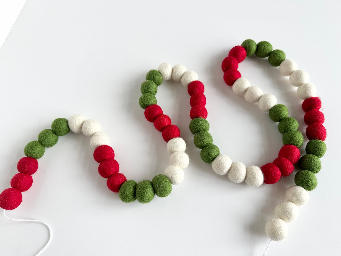 Bright Christmas Color Blocking Garland