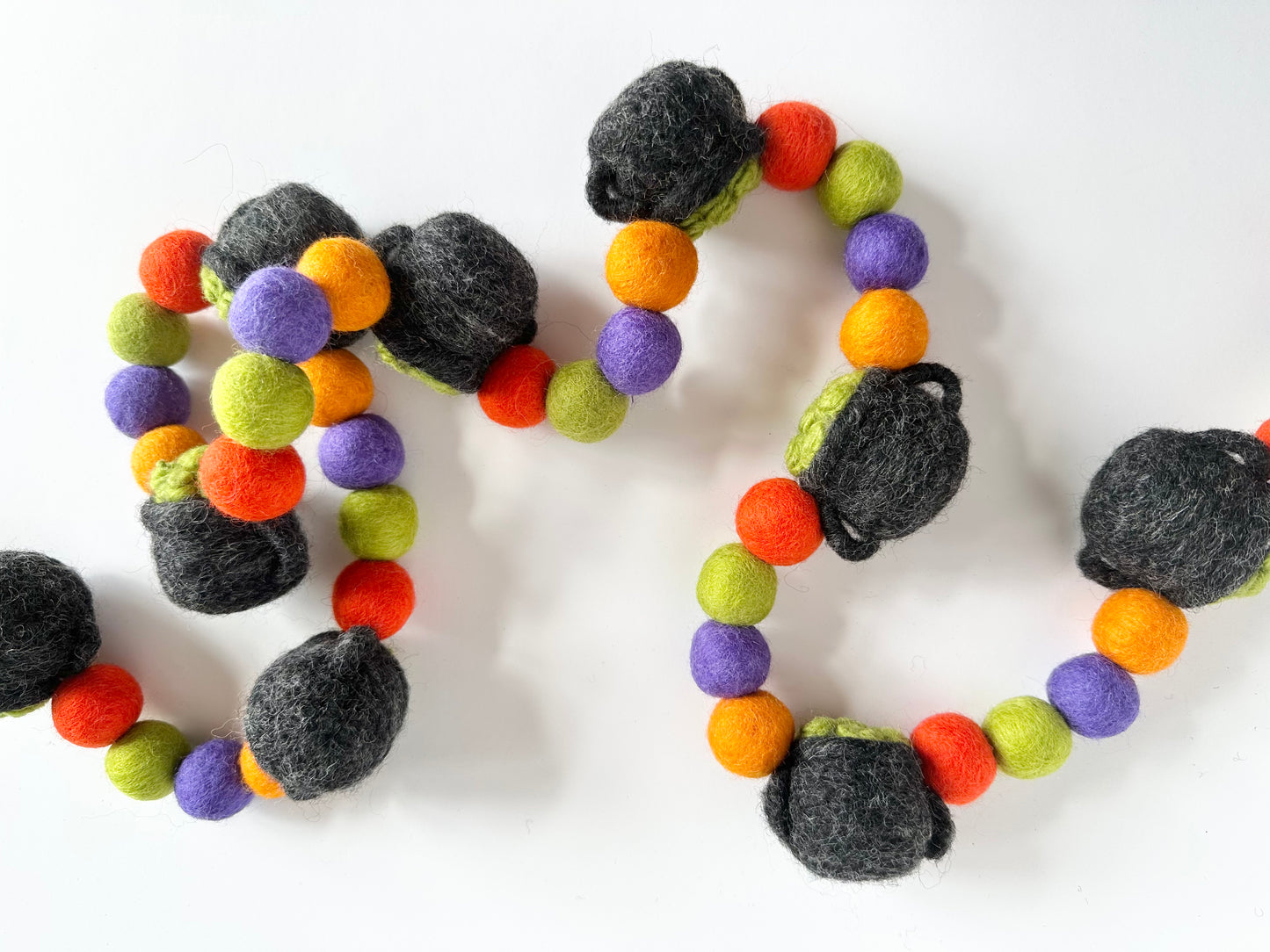 Witch's Brew Garland