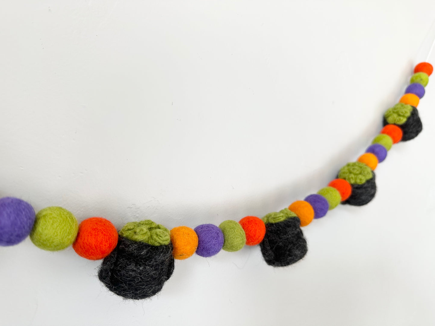 Witch's Brew Garland