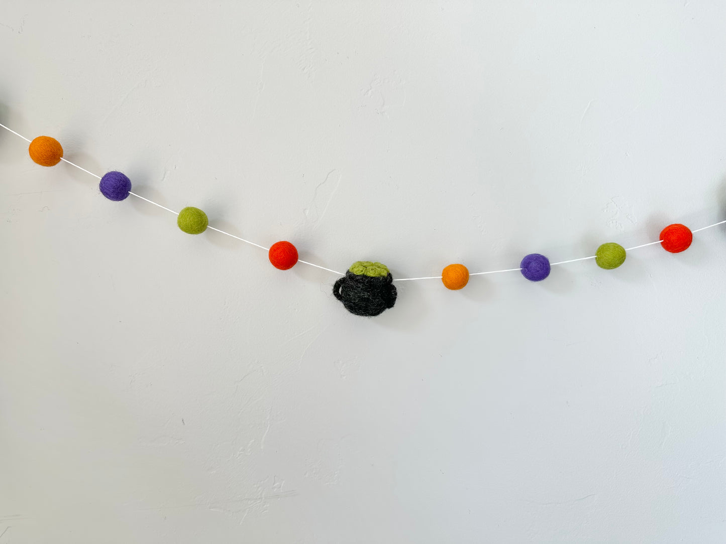 Witch's Brew Garland