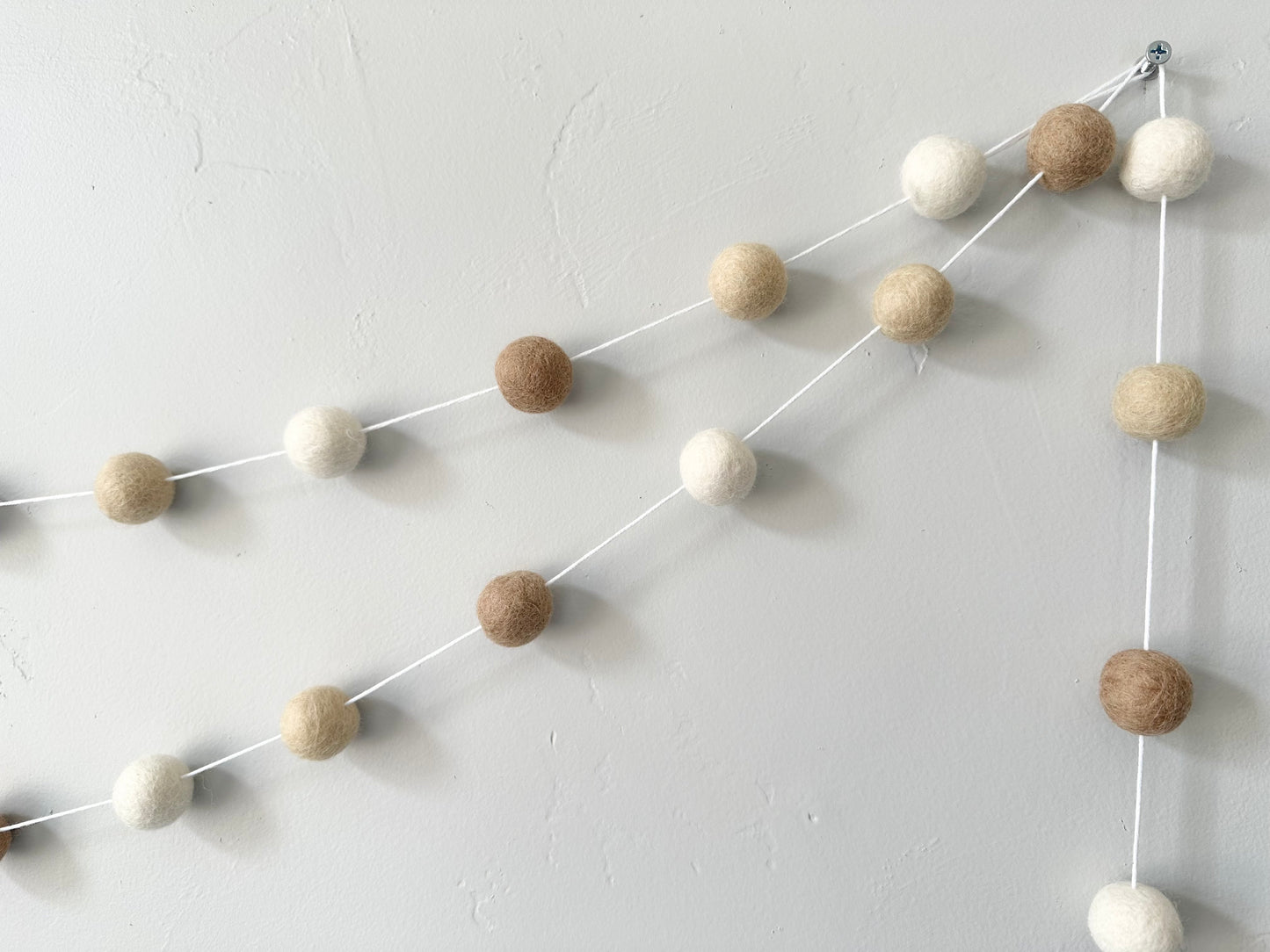 Gradient of Neutrals Garland