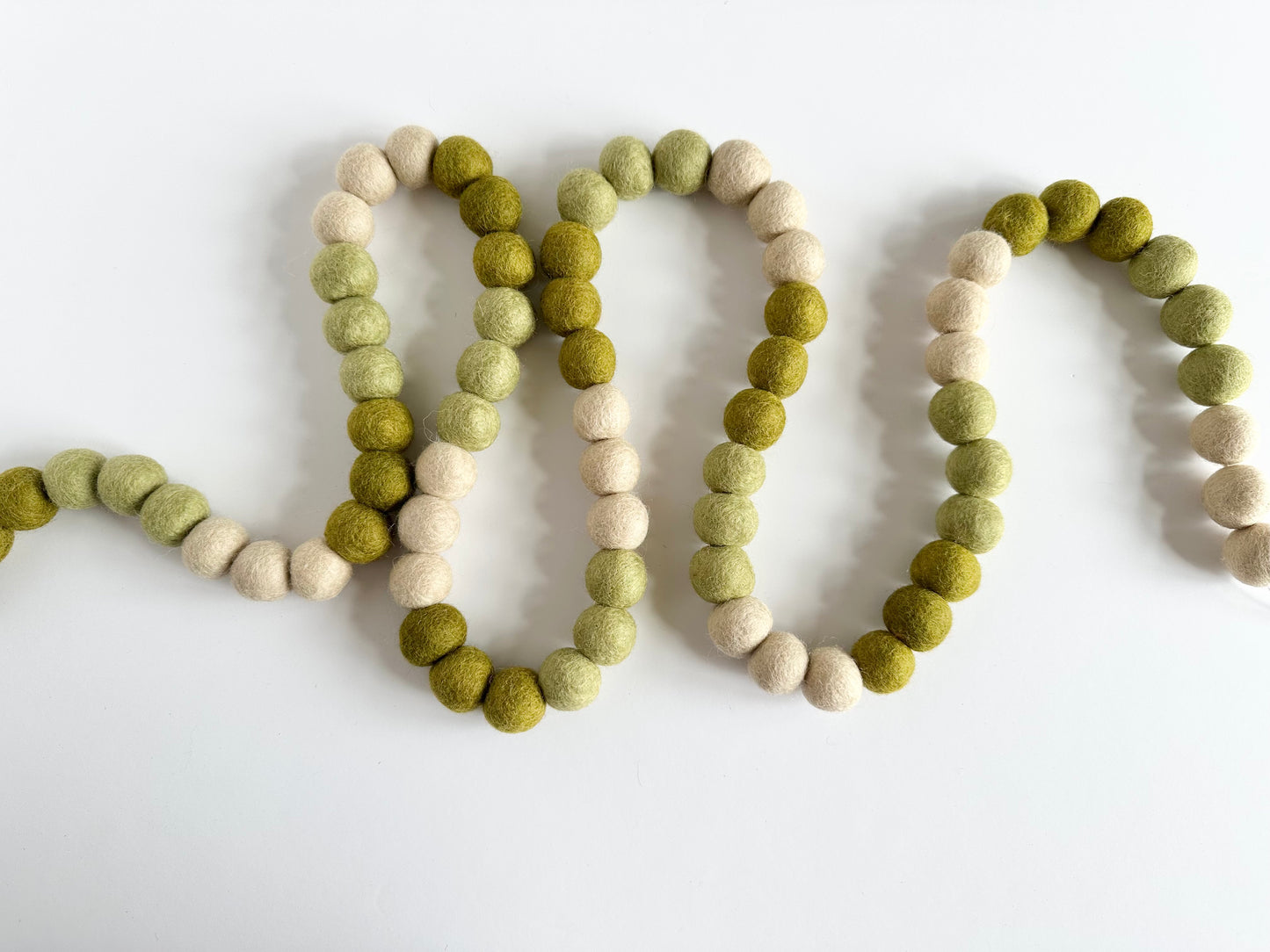 Soft Green Ombre Color Block Garland