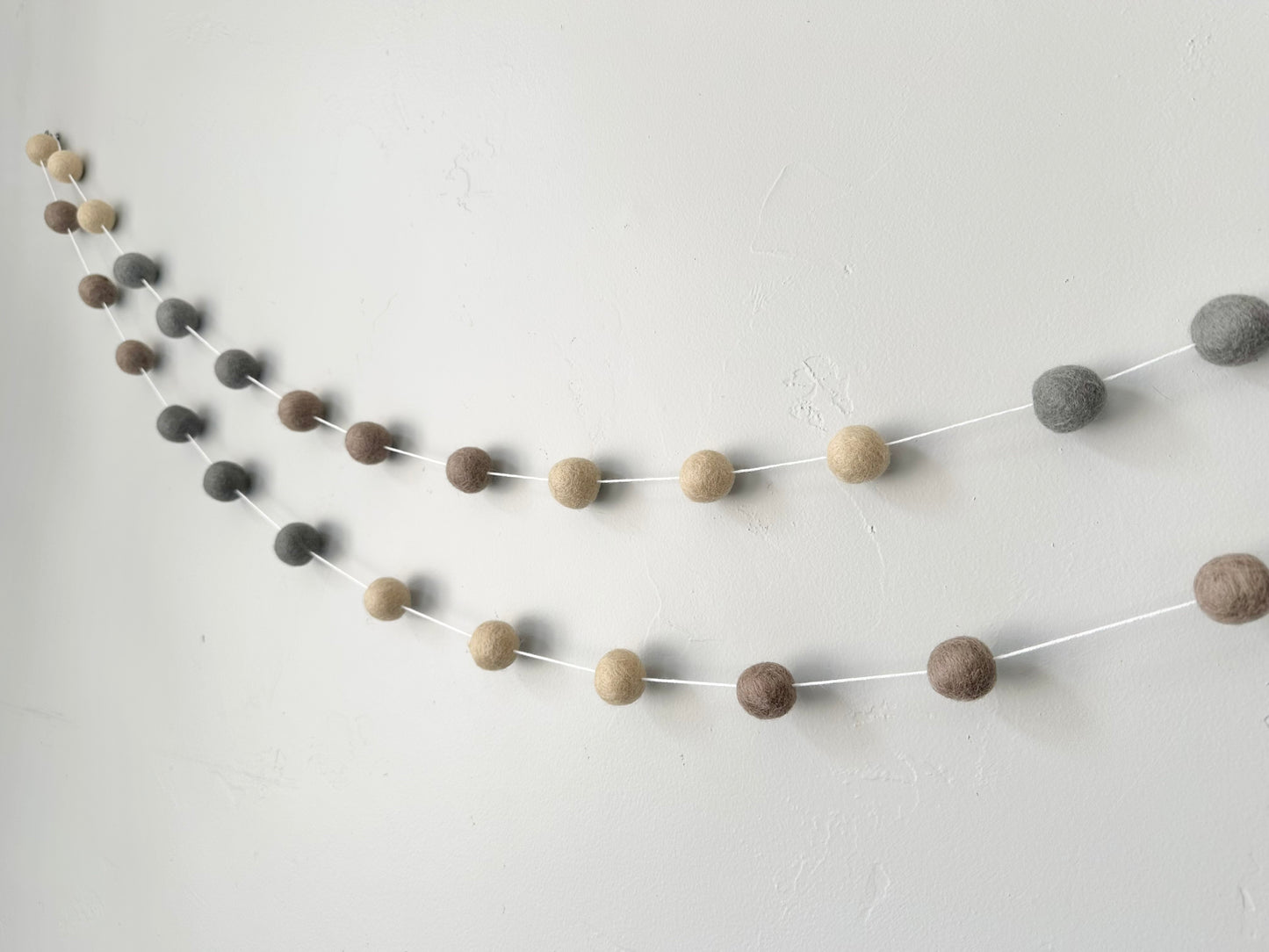 Neutral Greige Color Block Garland