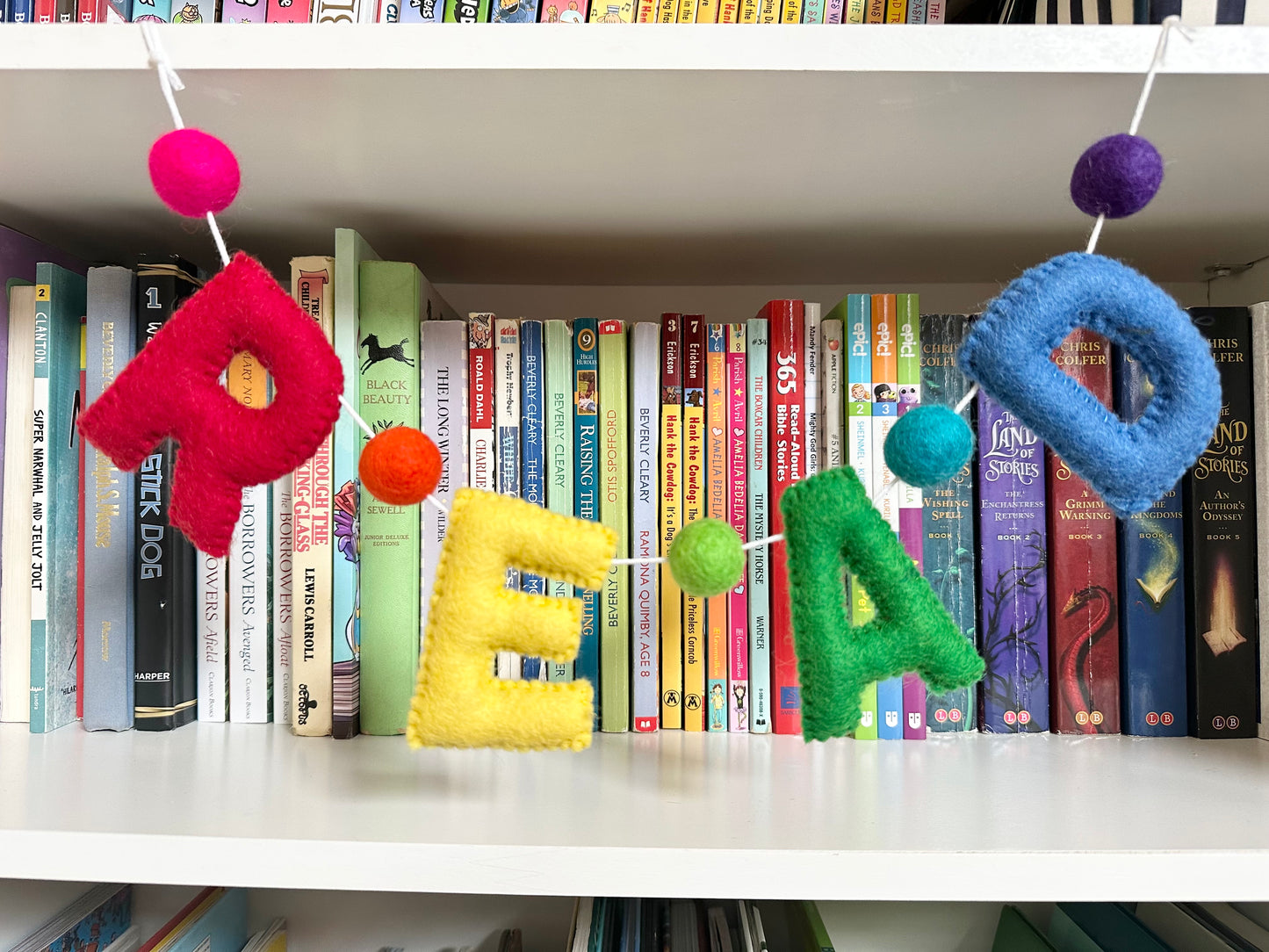 READ felt banner - rainbow letters