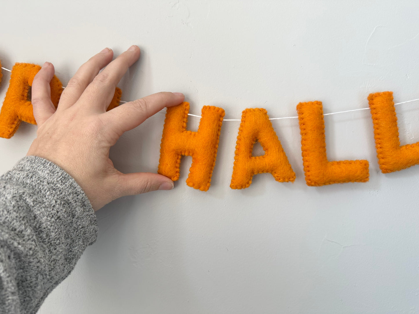 HAPPY HALLOWEEN felt banner - black, gray or orange letters