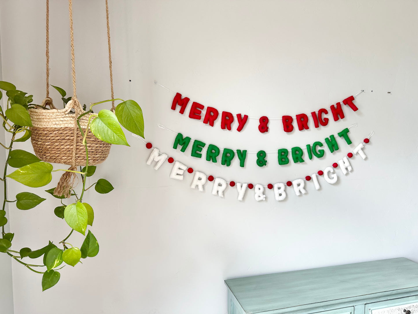 MERRY & BRIGHT felt banner - red, green or white letters