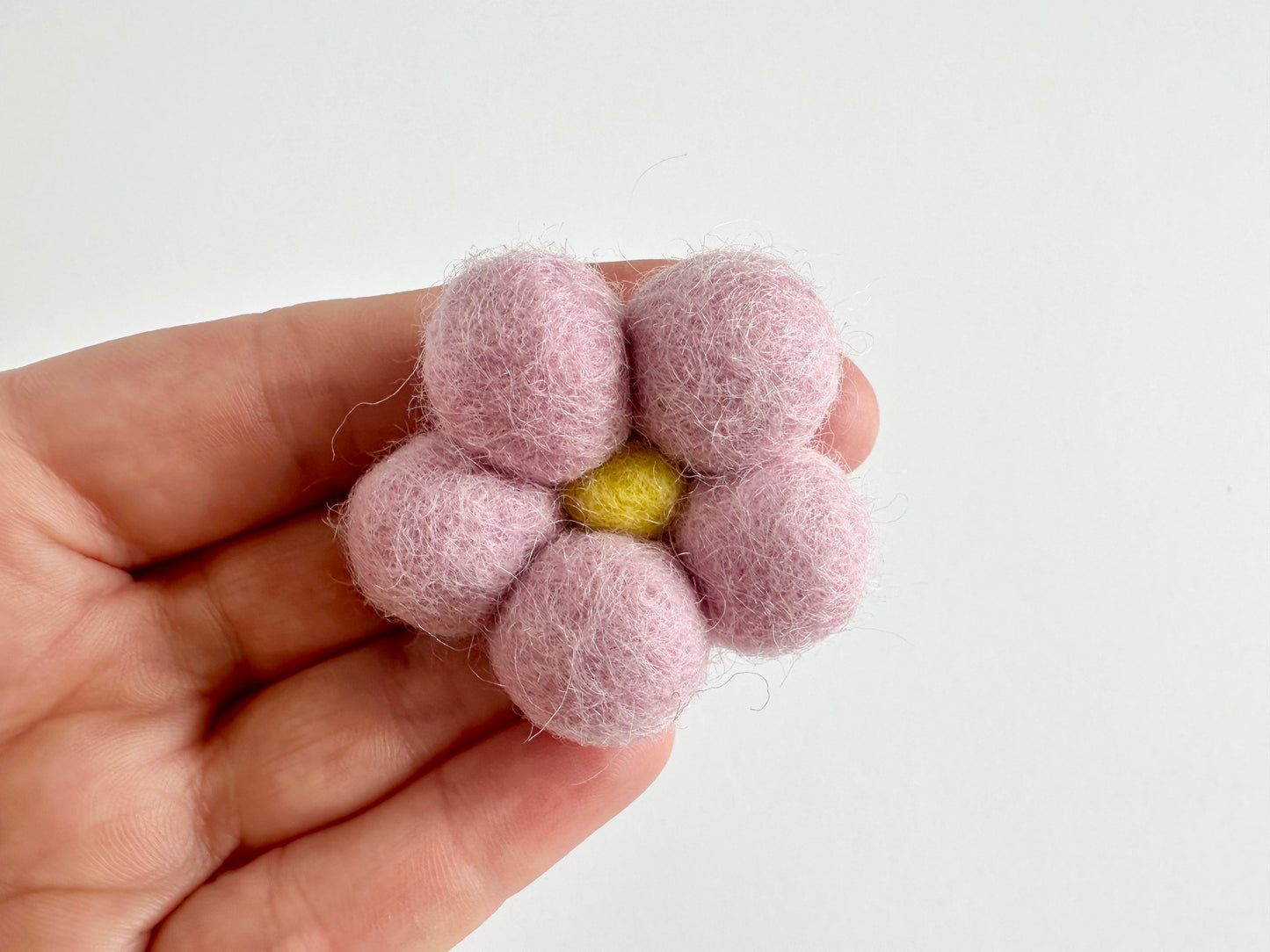 Pastel Pink Daisy Wool Bouquet