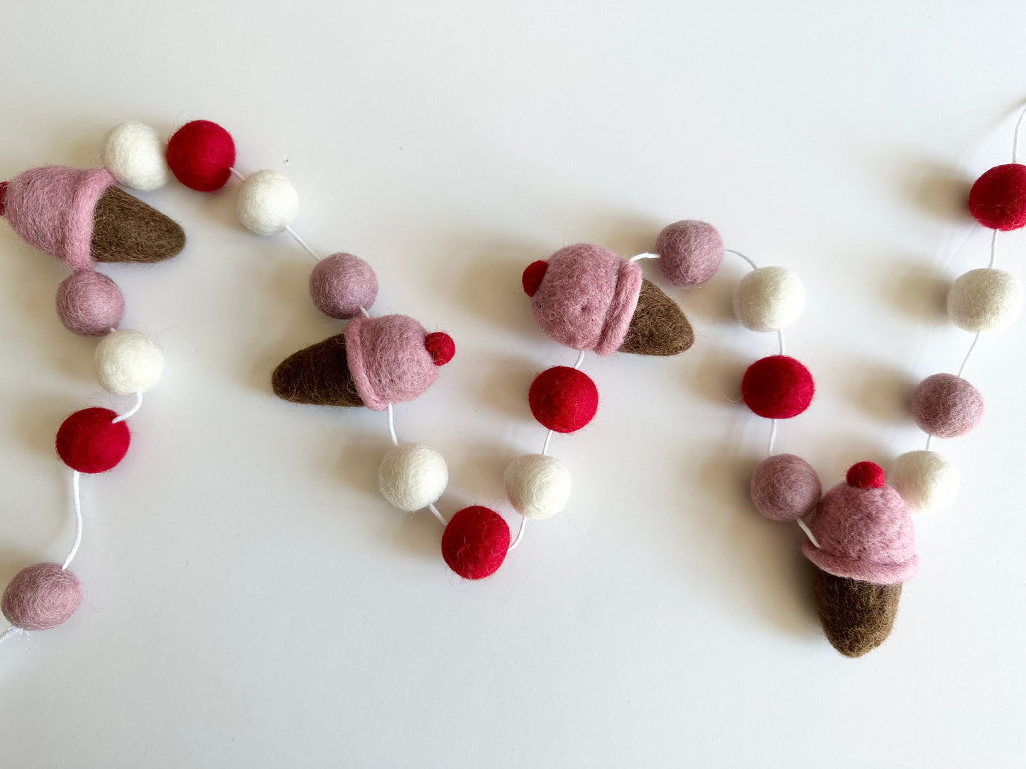 Strawberry Ice Cream Garland