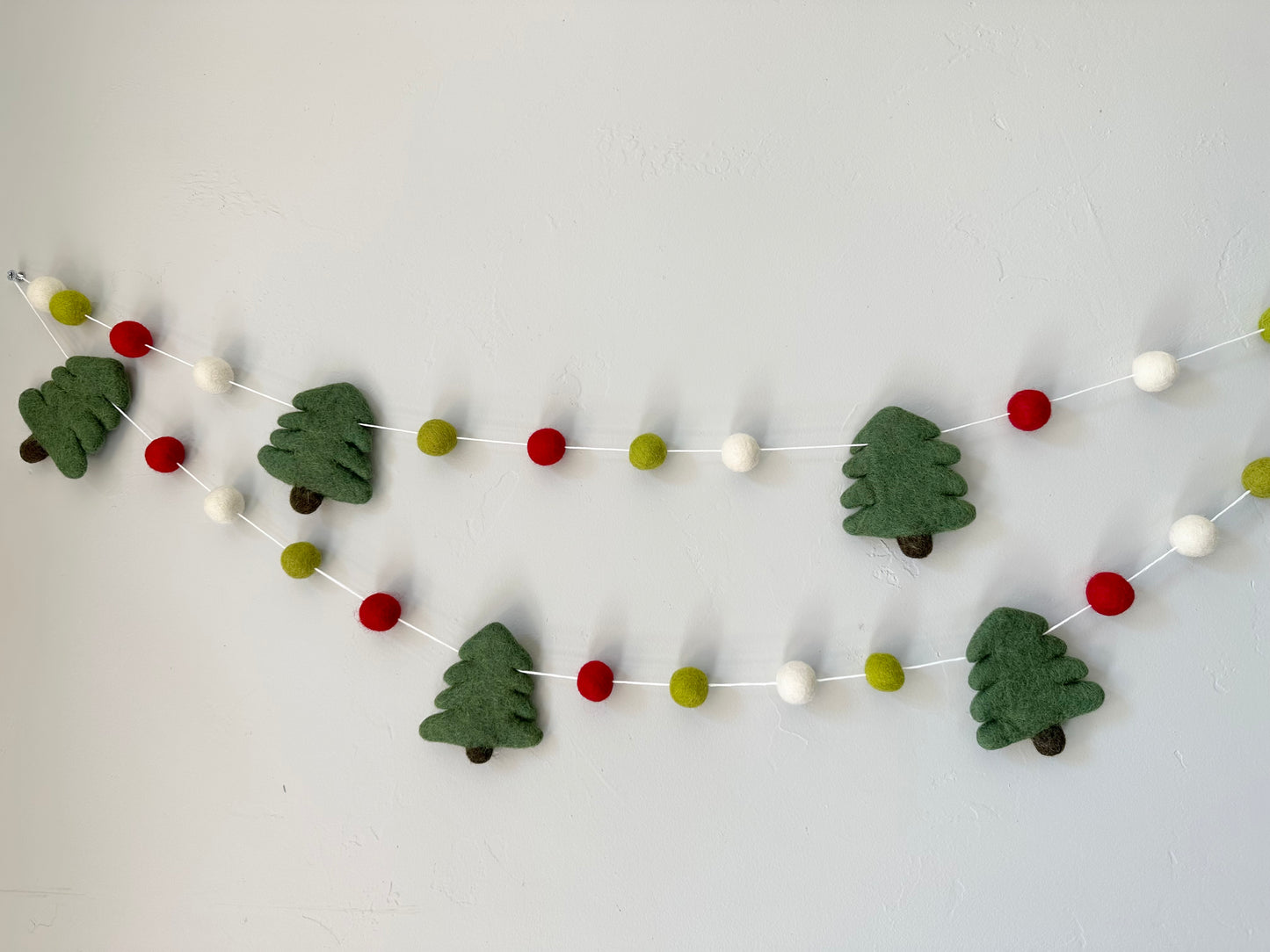 Bright Evergreen Tree Garland