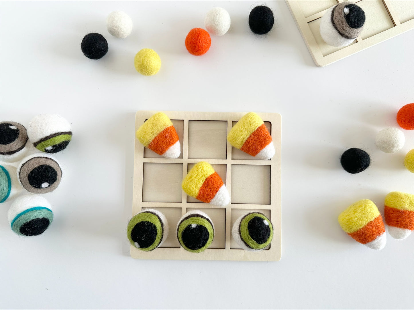 Halloween Tic Tac Toe Set
