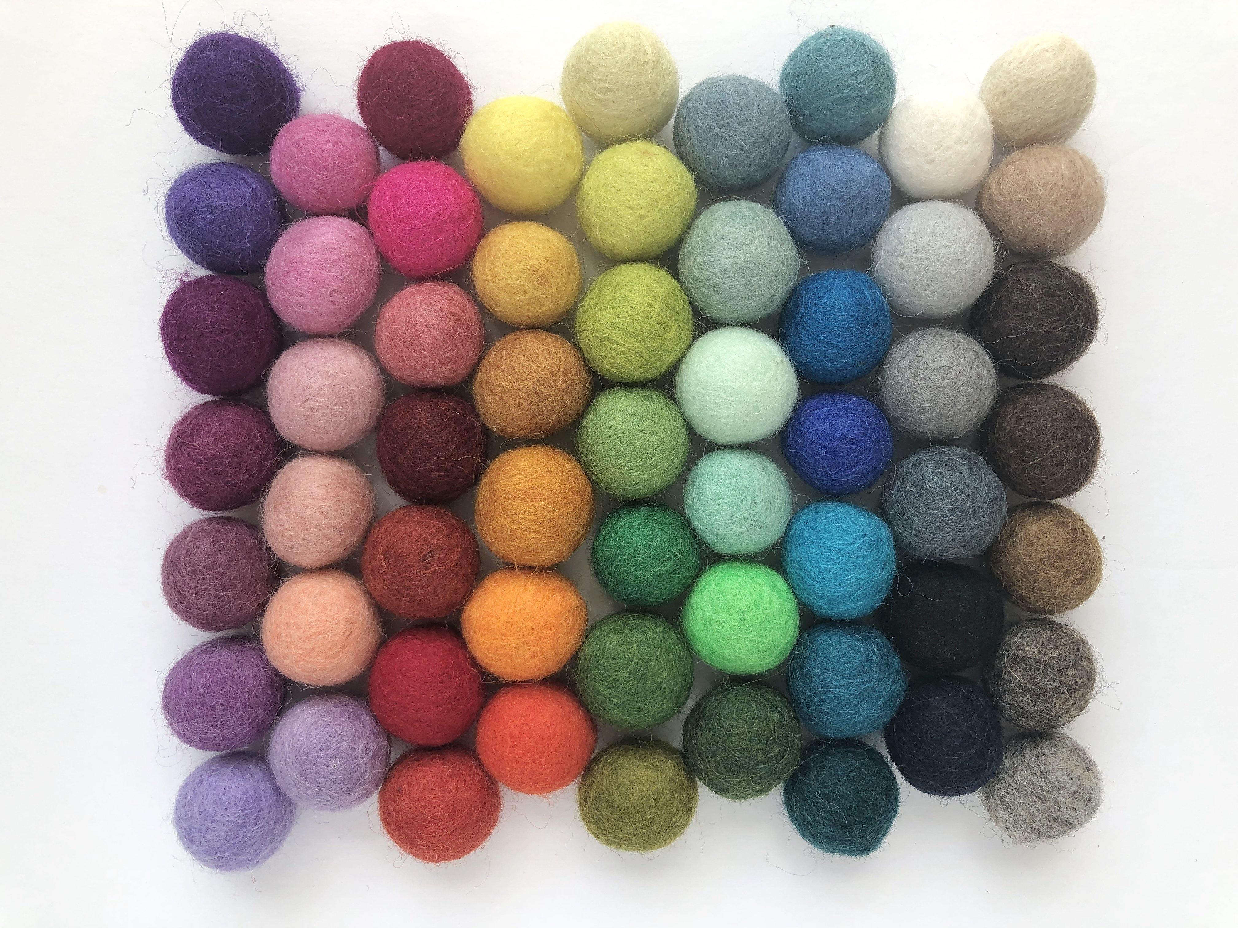 Choose Your Color(s) - 2.5 cm Felt Pom Pom Balls – Wool Jamboree