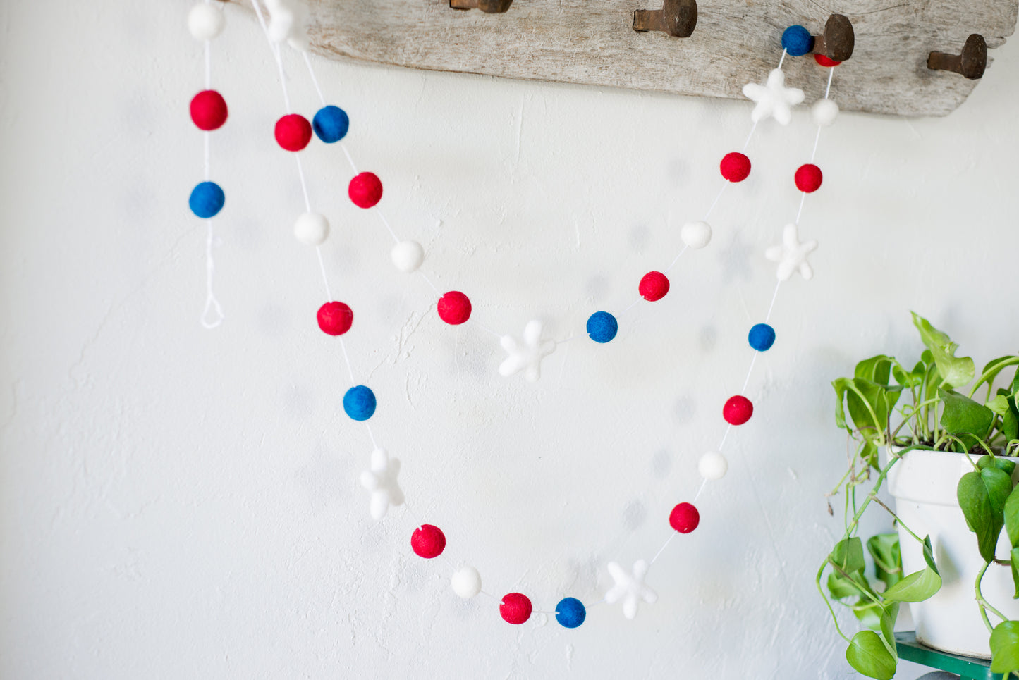 America the Beautiful Star Garland
