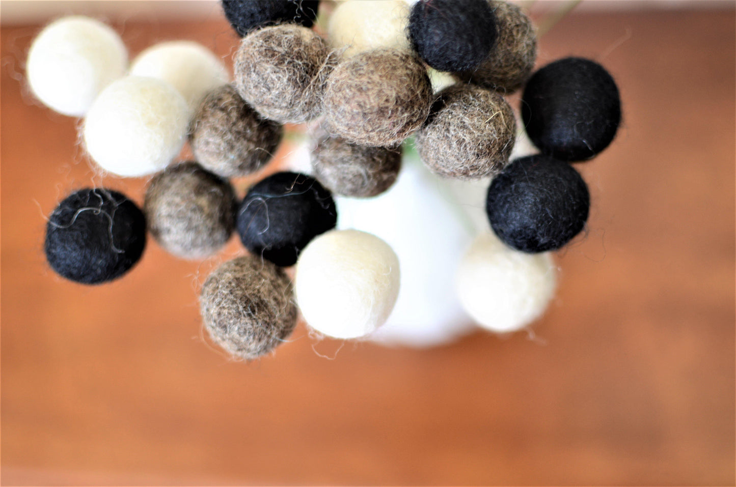 Monochromatic Felt Ball Bouquet - Redheadnblue