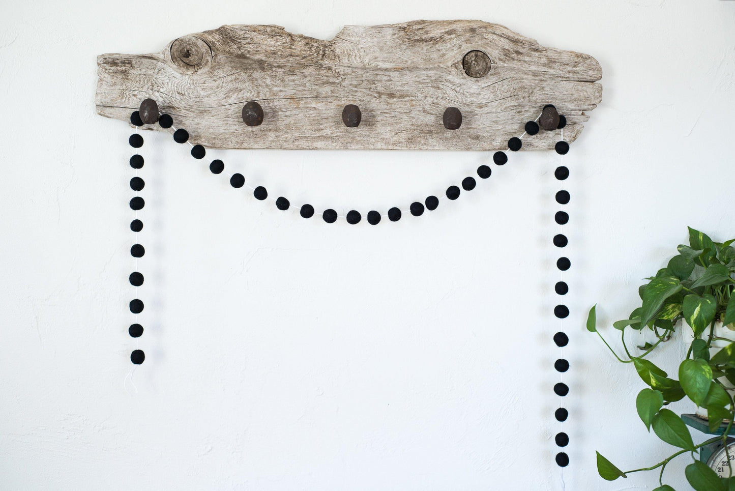 All Black Felt Ball Garland - Redheadnblue