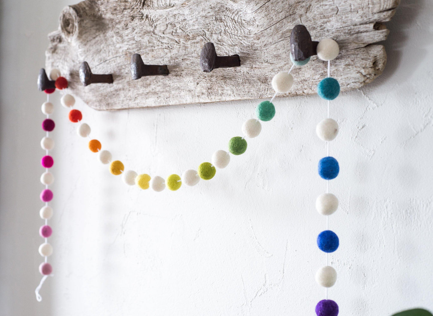 Mod Rainbow Ombre Felt Ball Garland - Redheadnblue