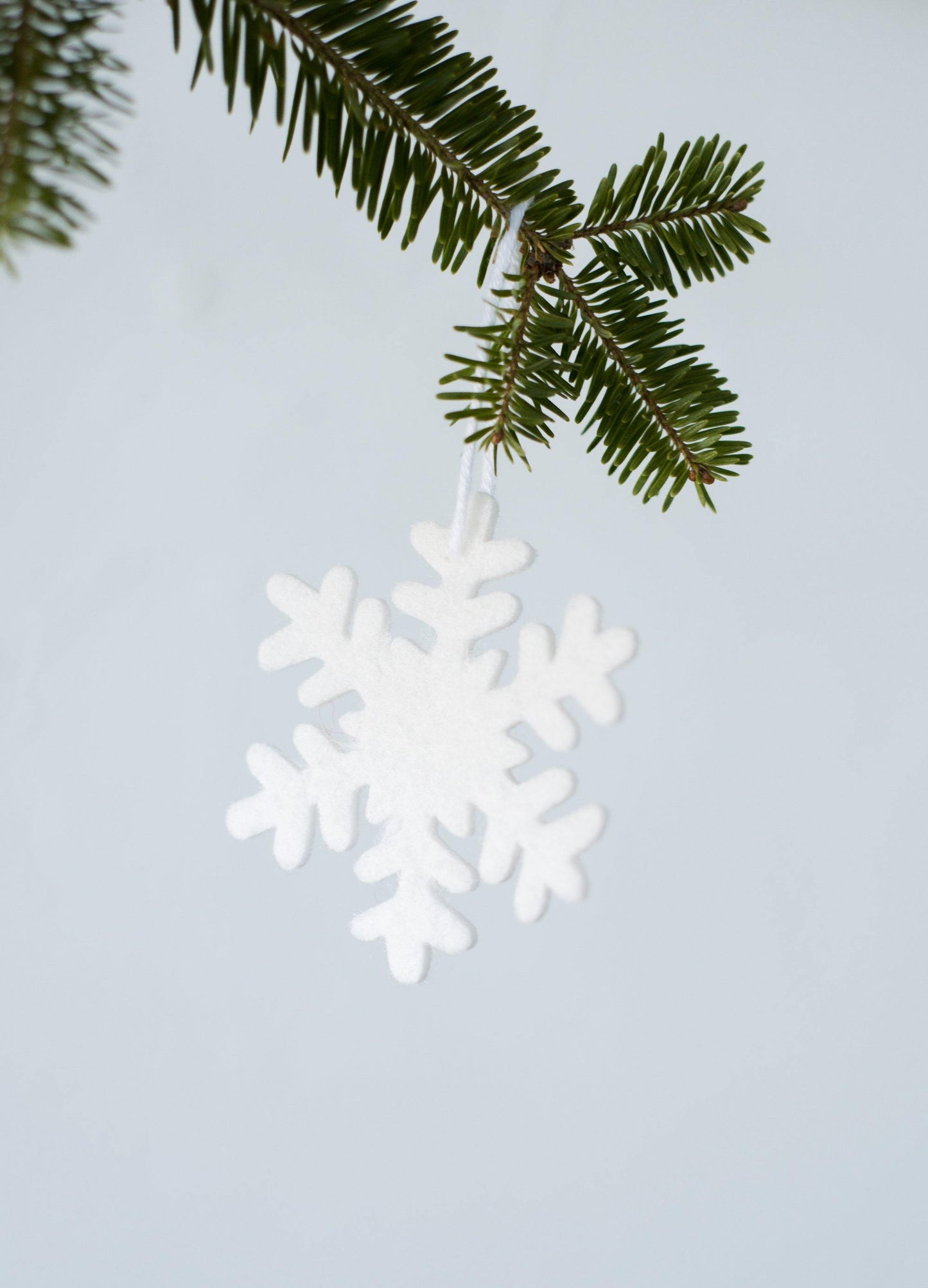 Felt Snowflake Ornaments - Redheadnblue