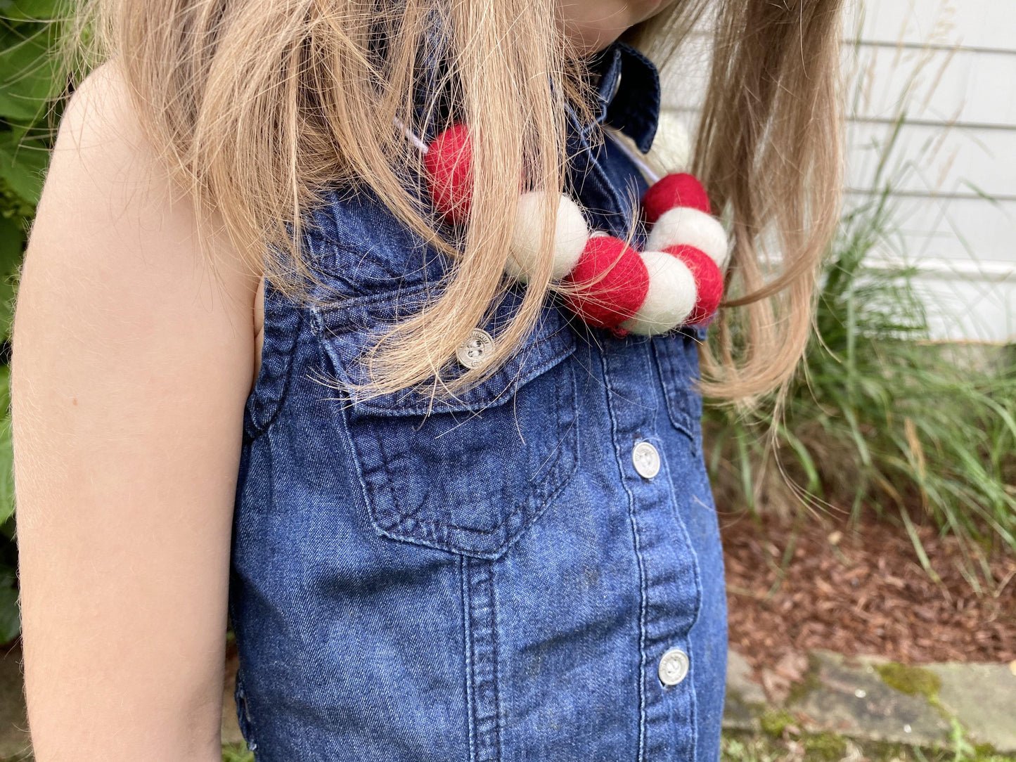 Red & White Felt Ball Necklace - Redheadnblue