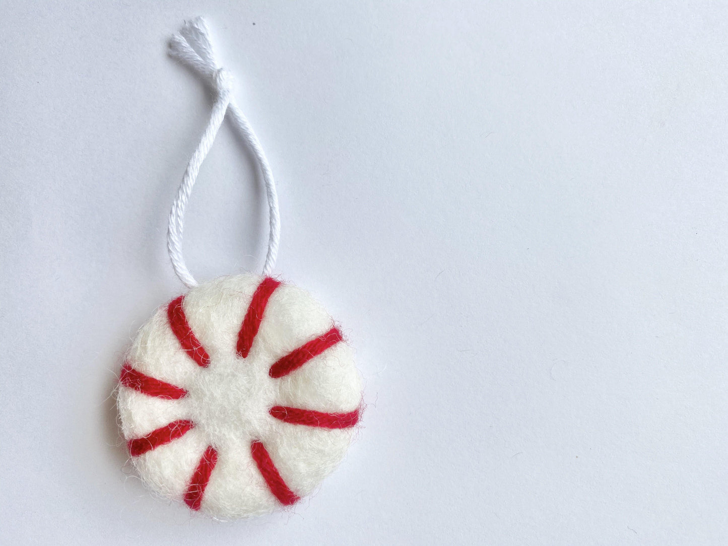 Peppermint Felted Ornaments - Redheadnblue