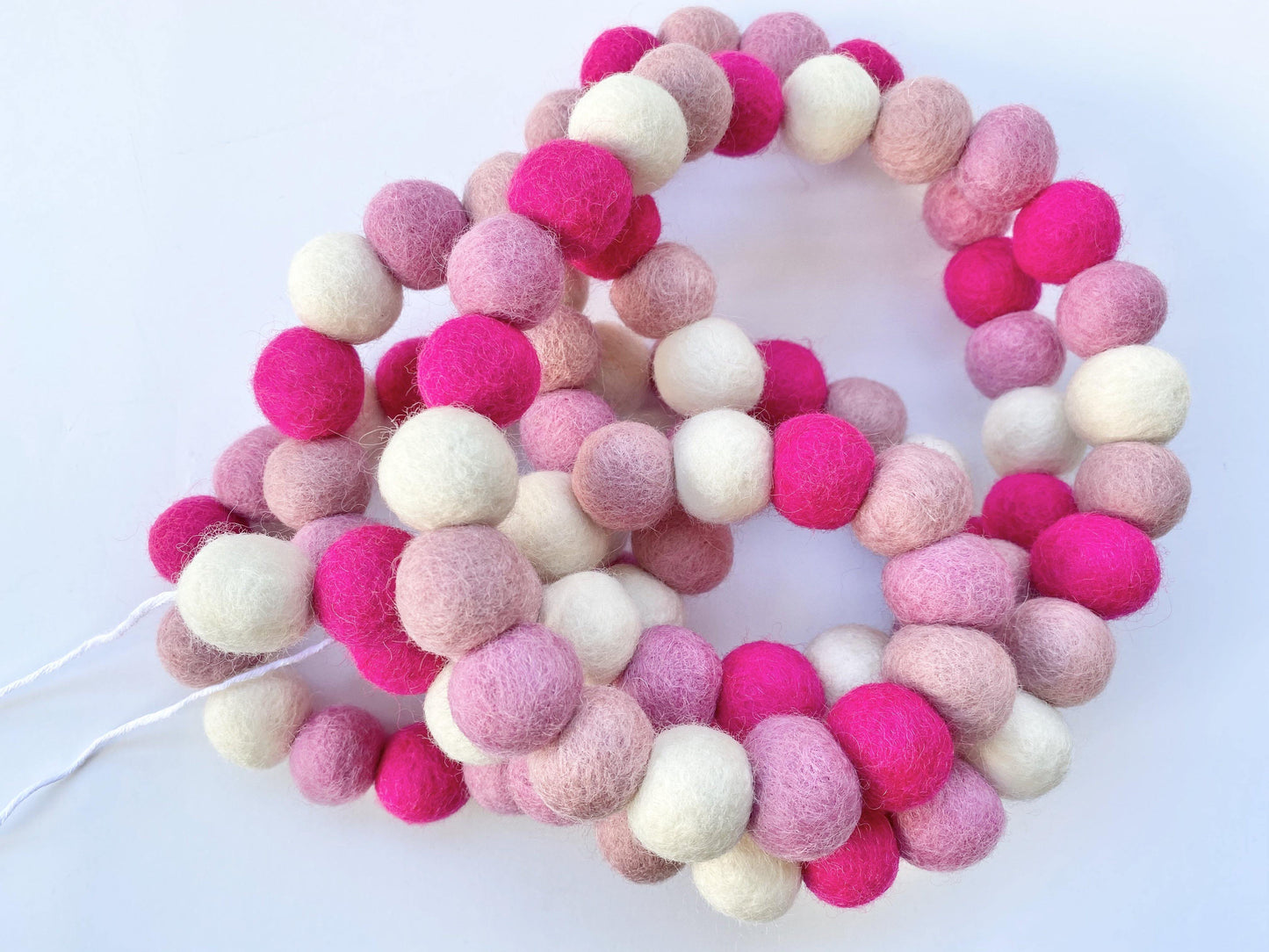 Shades of Pink Garland - Redheadnblue