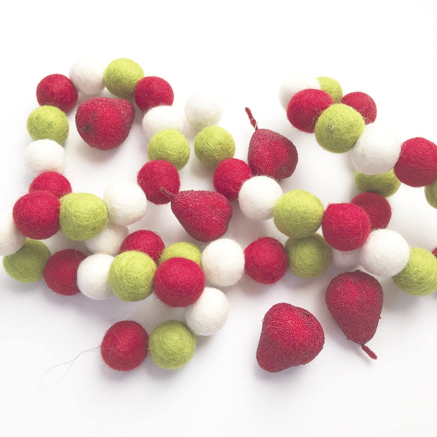 Grinchy Christmas Garland - Redheadnblue