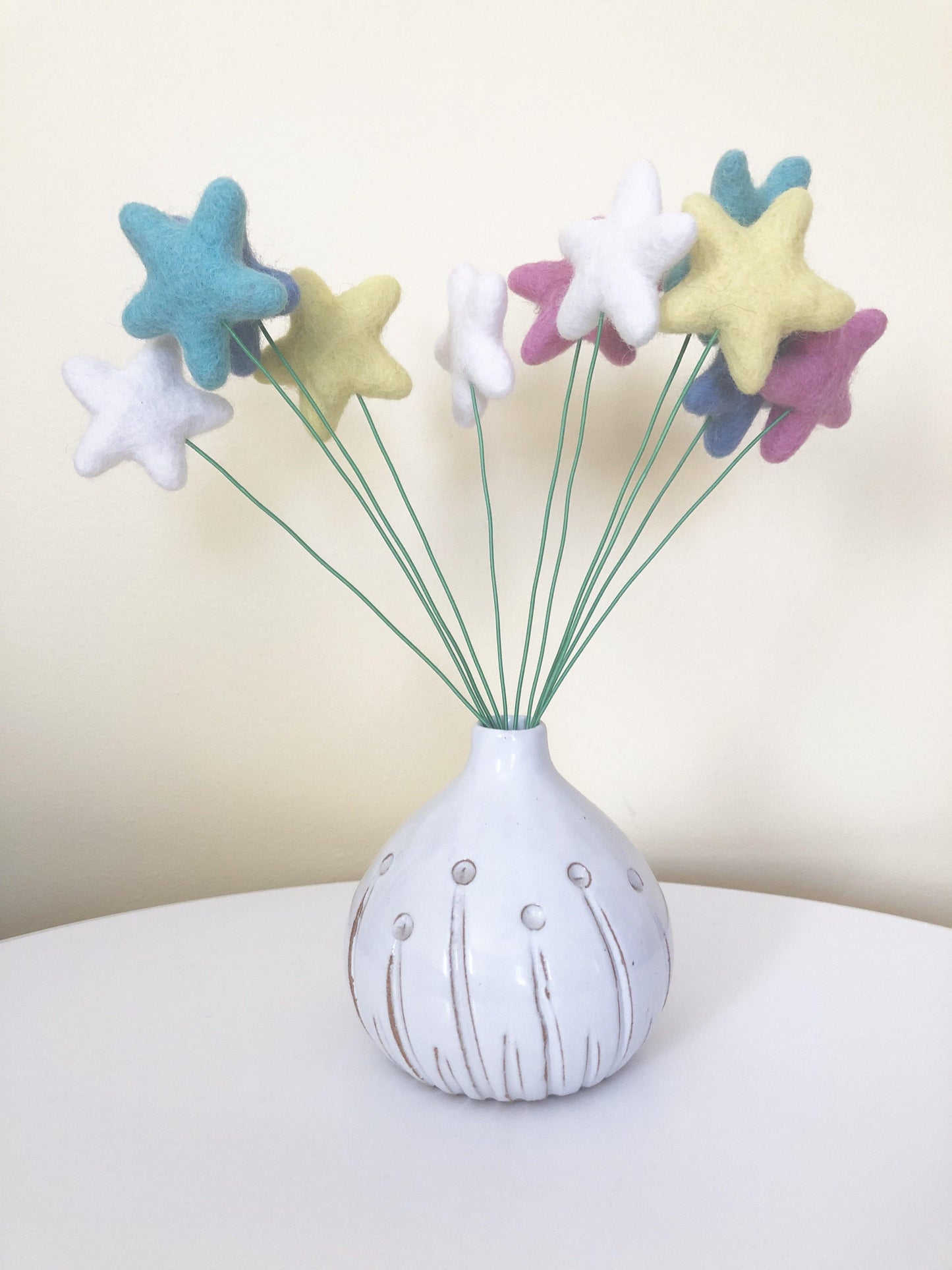 Felted Star Bouquet - Redheadnblue