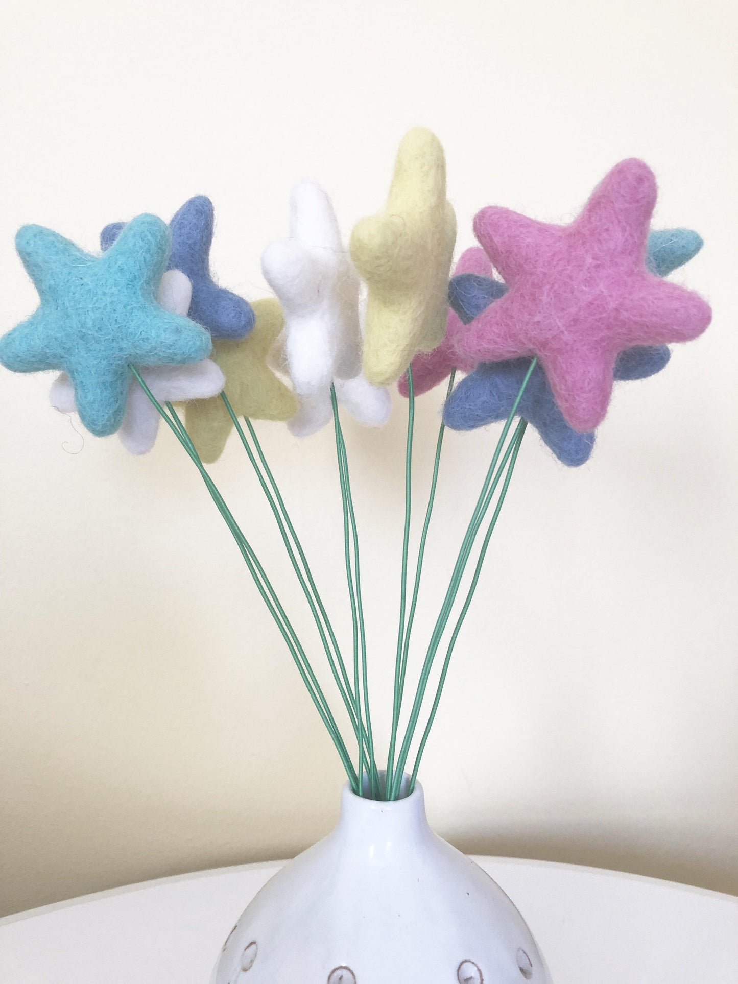 Felted Star Bouquet - Redheadnblue