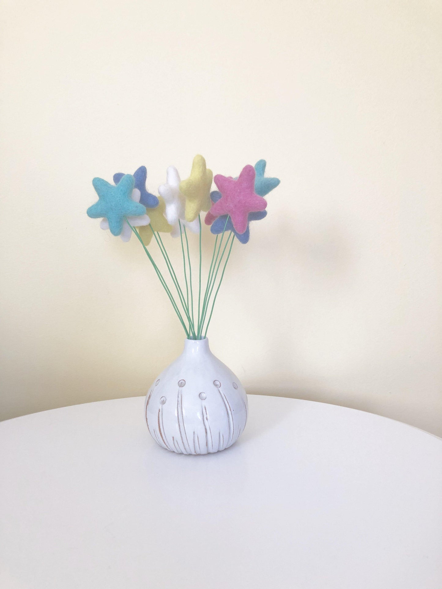 Felted Star Bouquet - Redheadnblue