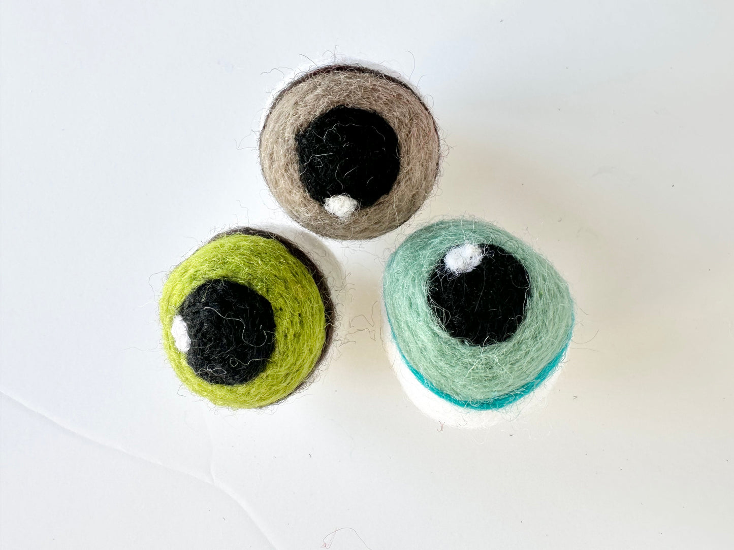 4 cm Wool Felt Eye Ball