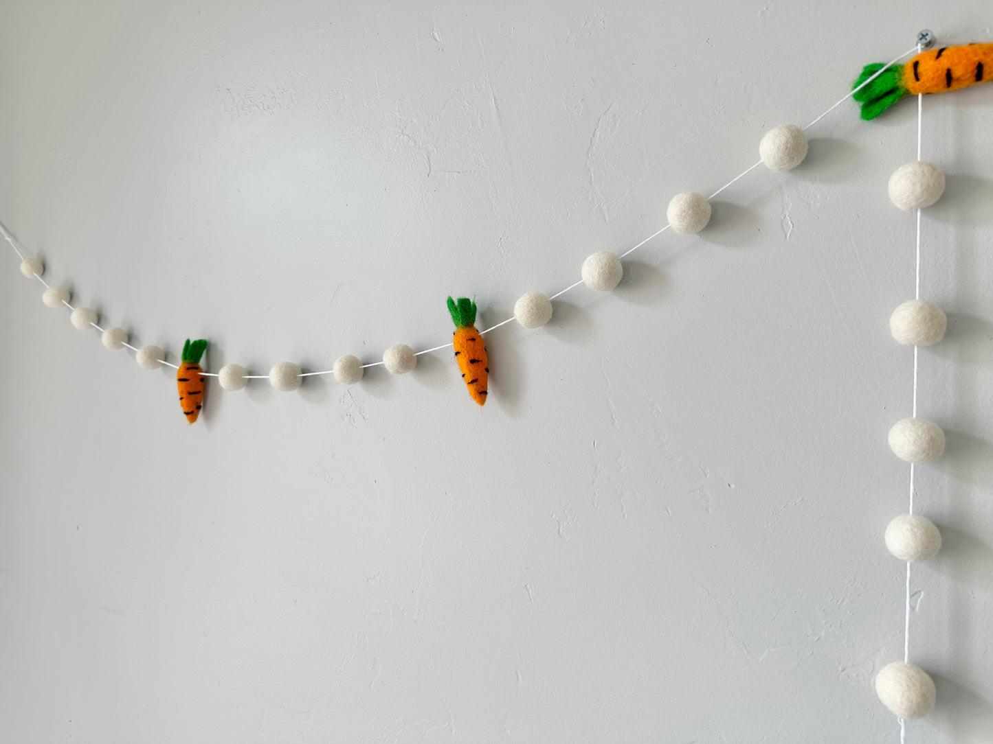 Bunny Tail & Carrot Garland