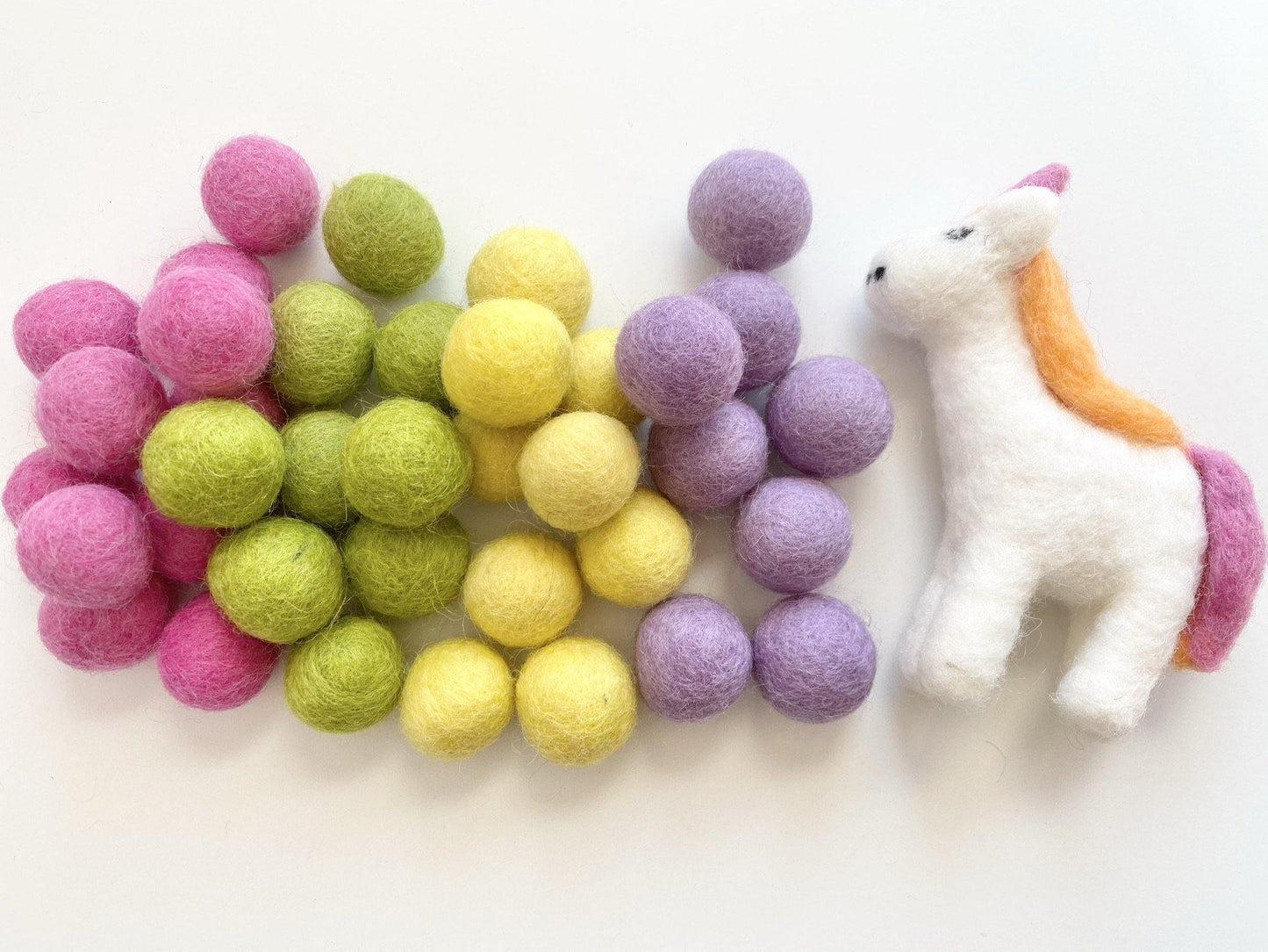 Springy Easter - 2 cm Felt Pom Pom Balls - Wool Jamboree