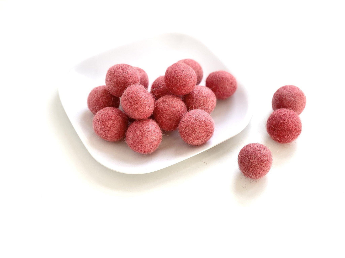 Dark Coral - 2 cm Felt Pom Pom Balls - Wool Jamboree