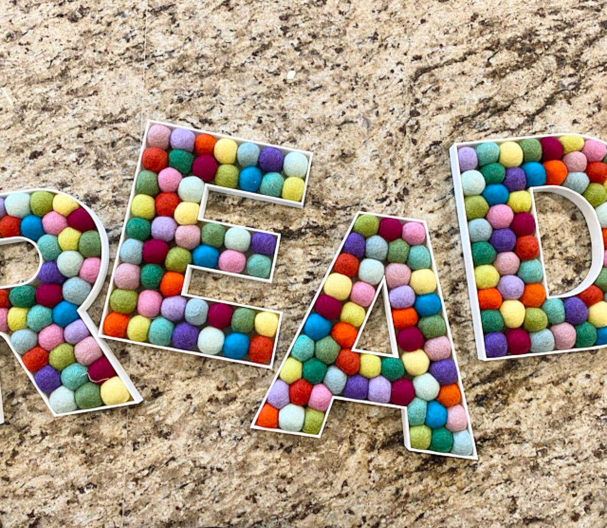 READ Felt Ball Letters
