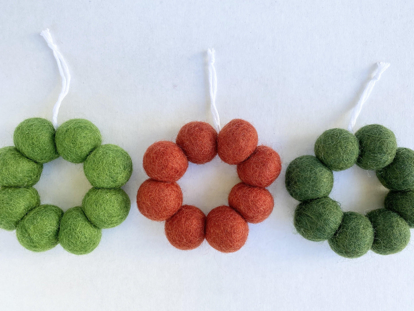 Wreath Ornament - No Bow - Redheadnblue