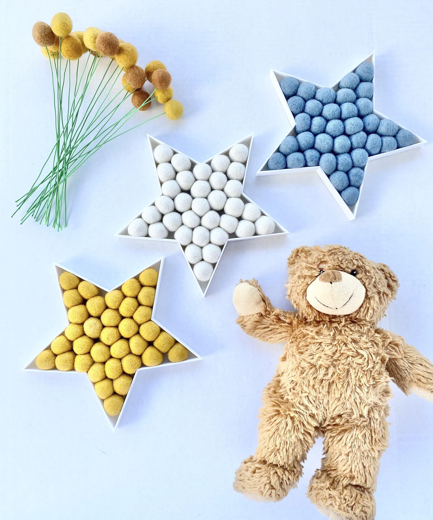 Solid Felt Ball Star - Redheadnblue