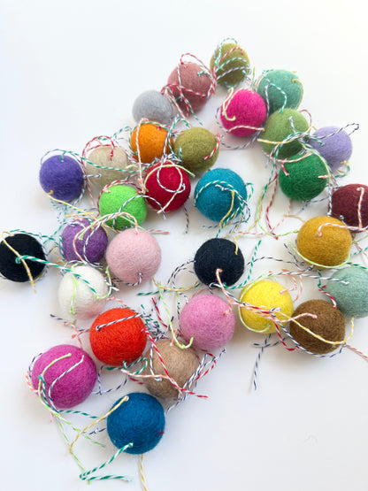 Solid Wool Cat Toy with Colorful Tendrils - 3.5cm Felted ball