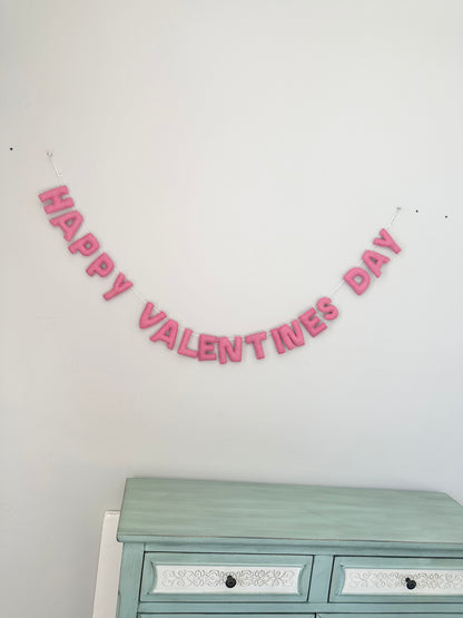 HAPPY VALENTINES DAY felt banner - red, pink or white letters