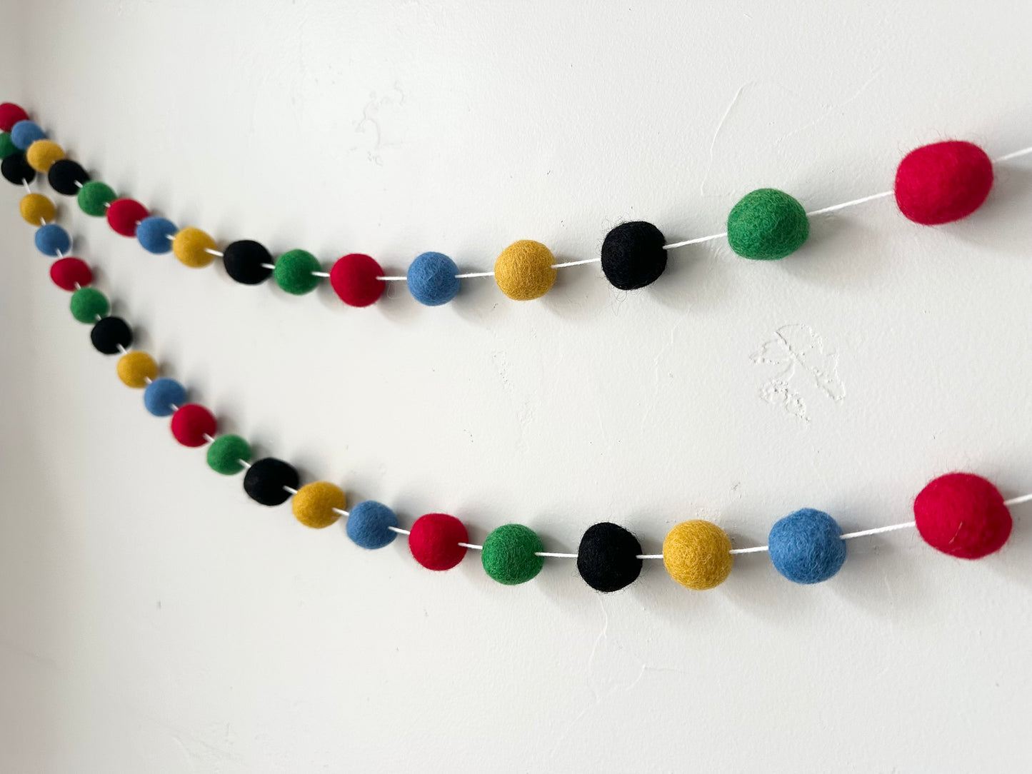 Blue, Gold, Black, Emerald, Red Garland