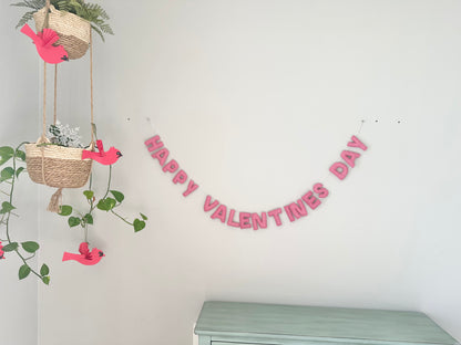 HAPPY VALENTINES DAY felt banner - red, pink or white letters