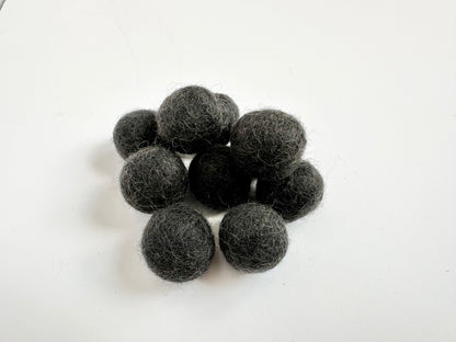 Charcoal Gray - 2.5 cm Felt Pom Pom Balls